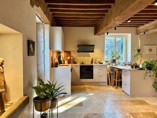  Maison  vendre 9 pices 270 m