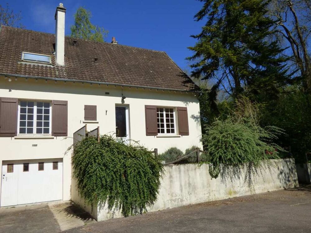 SOUPPES SUR LOING maison P5 de 126 m² sur sous-sol total - Terrain de 1096 m²