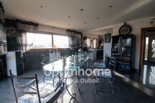  Maison  vendre 8 pices 190 m