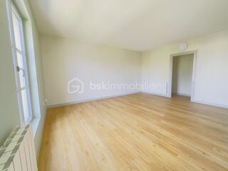  Appartement à louer 2 pièces 67 m²