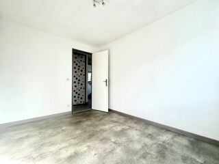  Appartement � vendre 4 pi�ces 77 m�