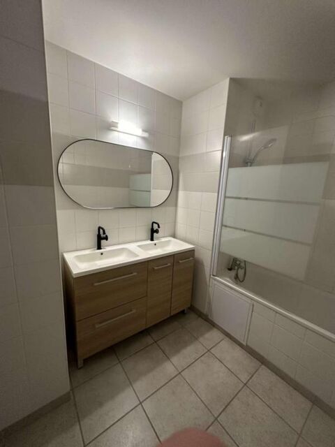  Appartement  louer 3 pices 81 m