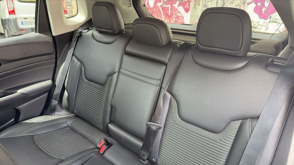 Compass 1.3 GSE T4 190 4Xe PHEV AWD AT6 Limited 2021 occasion 93000 Bobigny