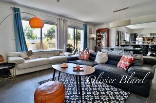  Villa à vendre 10 pièces 250 m²