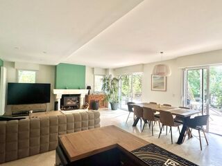  Maison � vendre 9 pi�ces 201 m�