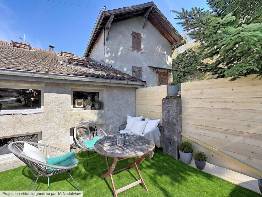 Maison mitoyenne / Appartement de 75m2 et jardin a ALLINGES 299000€