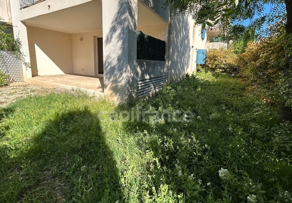 Appartement à vendre 2 pièces, terrasse, grand jardin, garage fermé et place de parking extérieur Château Gombert (13)