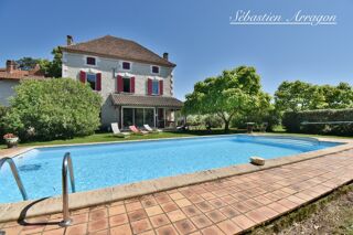  Maison à vendre 8 pièces 270 m²
