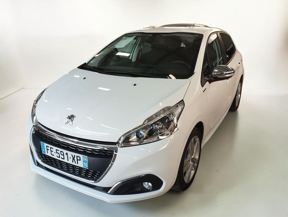 208 1.2 VTI 82 SIGNATURE 5P 2019 occasion 06640 Saint-Jeannet