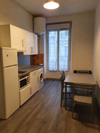  Appartement à louer 1 pièce 37 m²