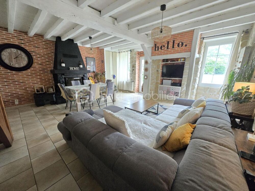 Magnifique Maison de village de 166m² avec piscine et dépendances de garage