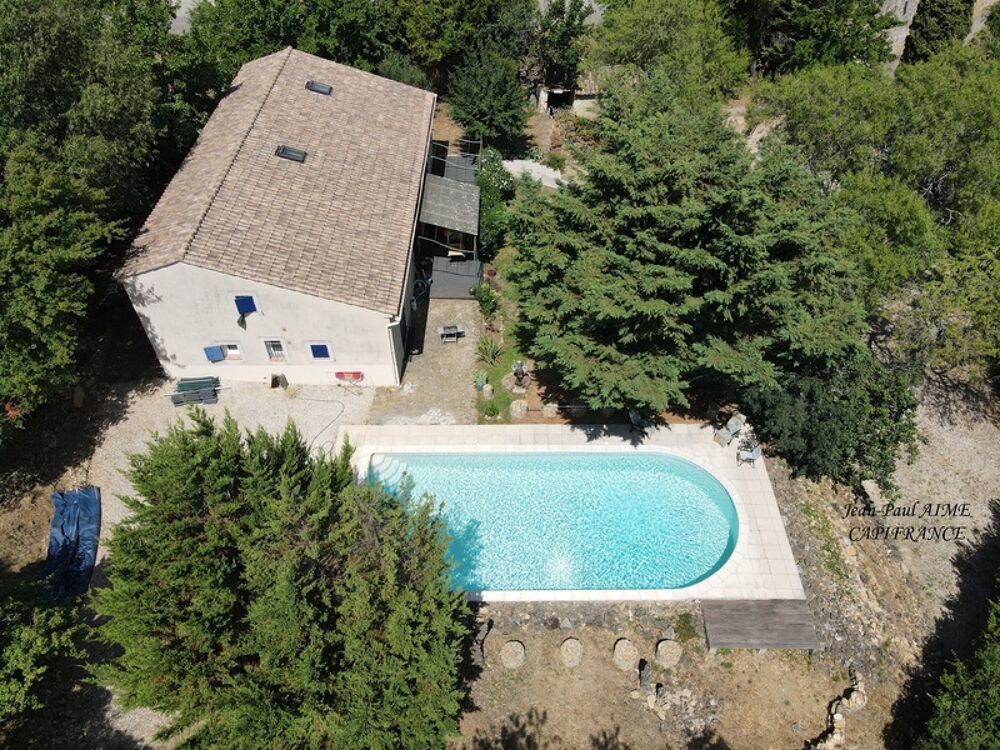 Vente Maison À Vendre – Gard Rhodanien -  SALAZAC Maison de Charme d'environ 200 m2 avec Piscine sur un terrain de 2079 m2 Salazac