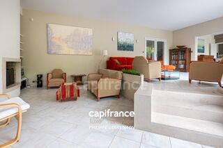  Maison � vendre 10 pi�ces 230 m�