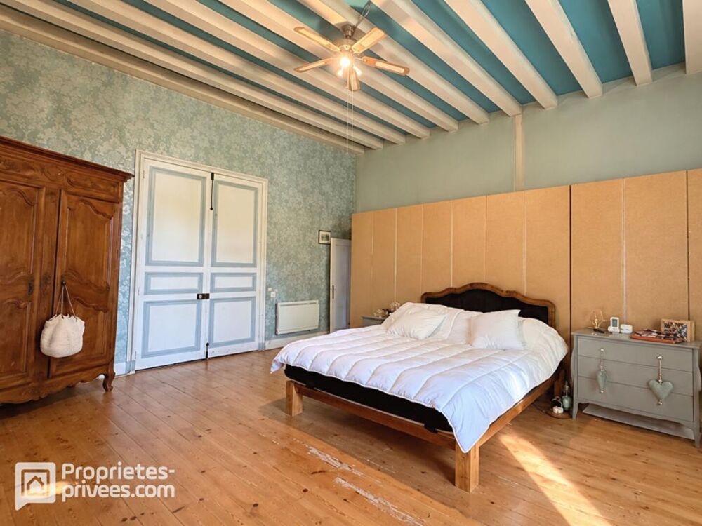 à vendre  Propriété/château Bollène (84500)