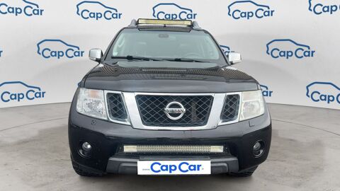 Navara 2.5 dCi 190 4WD Double Cabine Xe 2015 occasion 38300 Bourgoin Jallieu