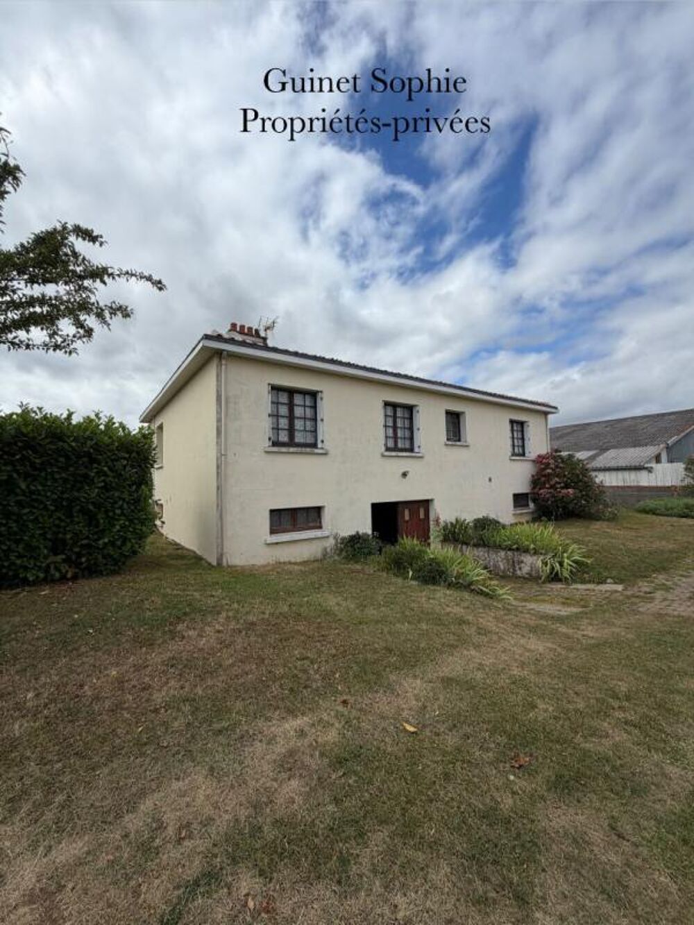 Vente Maison Maison Saint Jean De Beugne 5 pièce(s) 100.58 m2 Saint jean de beugne