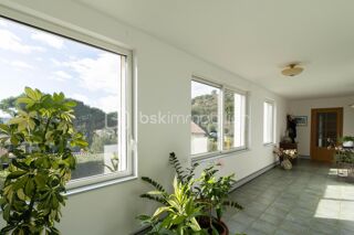  Propri�t�/ch�teau � vendre 8 pi�ces 255 m�