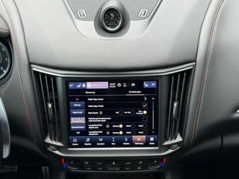 Levante 3.0 V6 Modena S – Nerissimo Paket ACC Toit Panoramique 2022 occasion 33000 Bordeaux