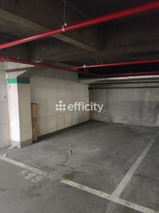  Parking / Garage à vendre 15 m²