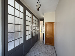  Maison � vendre 12 pi�ces 241 m�