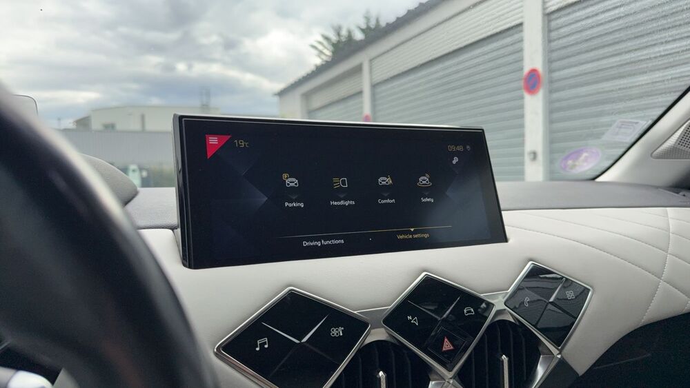 DS3 1.2 PureTech 130 EAT8 Grand Chic 2019 occasion 69280 Sainte Consorce