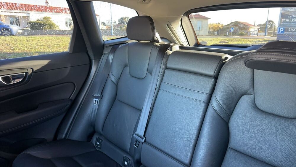 XC60 2.0 D4 190 AWD Geartronic8 Business Executive 2020 occasion 85470 Brem Sur Mer