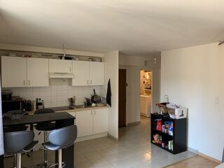  Appartement à louer 1 pièce 46 m²