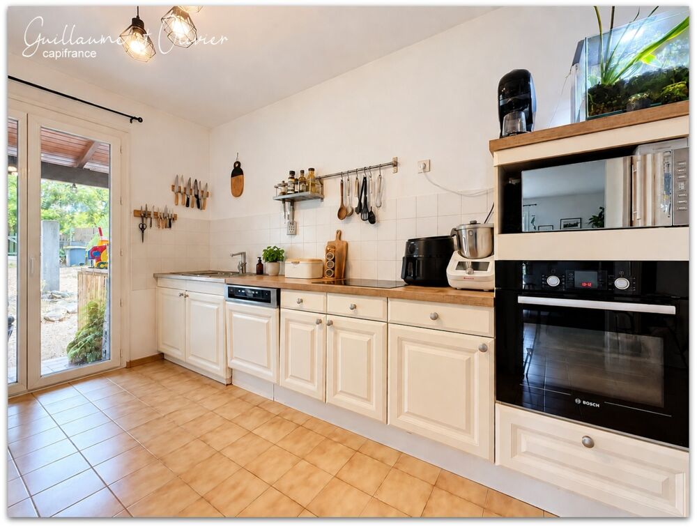 Vente Maison VENDEMIAN (34) - Maison à vendre 4 pièces de plain-pied - 80 m2 - Garage - Terrain clos de 660 m2 Vendemian