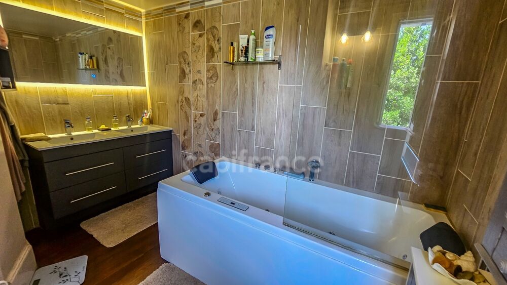 à vendre  Propriété/château Étampes (91150)