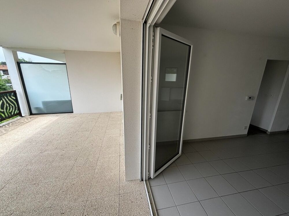 Vente Appartement Appartement à vendre 2 pièces BOUCAU (64) et place de parking sous-terrain Boucau