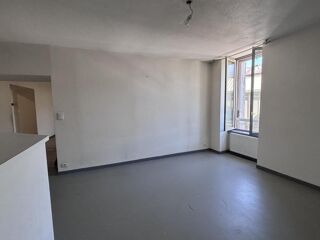  Appartement à louer 3 pièces 90 m²