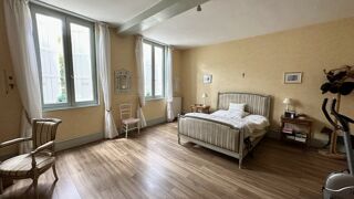  Maison  vendre 12 pices 380 m