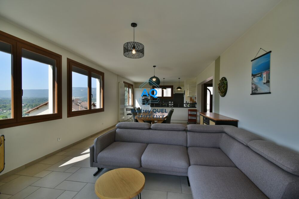 VALSERHÔNE (01)  Maison 6 pièces 142 m²  Vue montagne  570 m² de terrain  Sous-sol complet