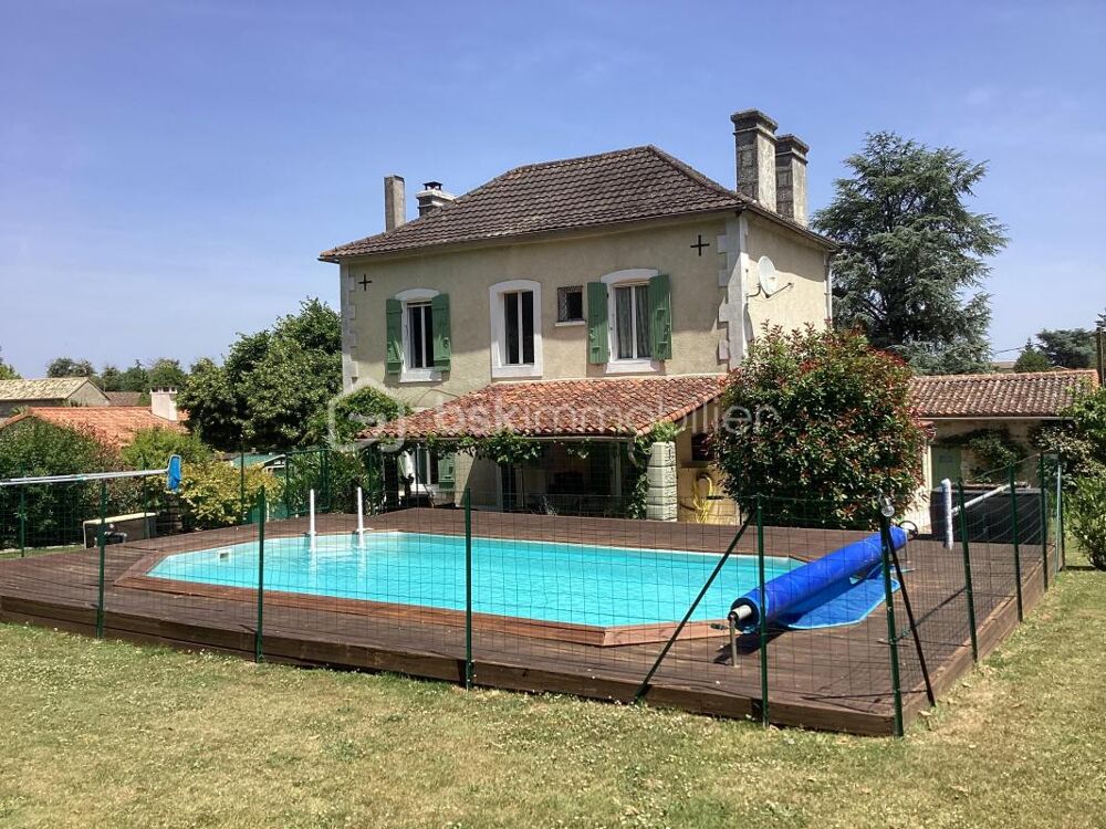 Vente Propriété/Château COUP DE CŒUR – CHARME, ELEGANCE ET POTENTIEL, BELLE MAISON RÉNOVÉE AVEC STUDIO, PISCINE CHAUFFÉE ET 1 940 M² DE TERRAIN Lorigne