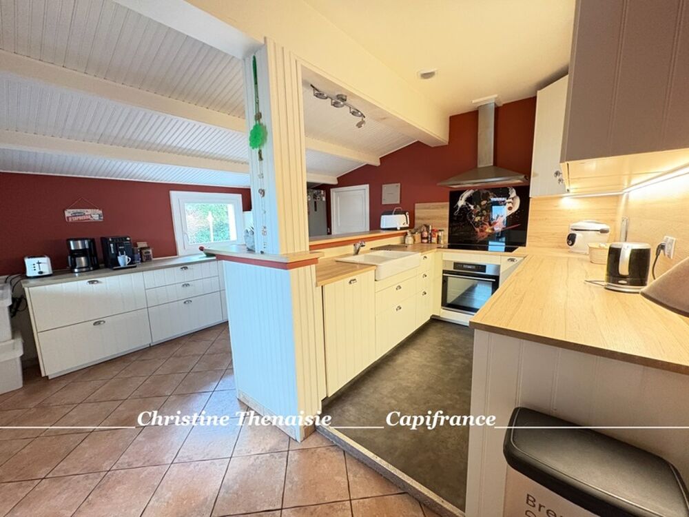 Maison de charme à vendre Plain-pied, 4 chambres dont 3 avec entrées indépendantes, Grand garage, Studio à aménager, 2 entrées s