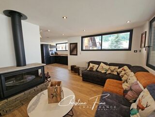  Chalet à vendre 7 pièces 150 m² Montgenevre
