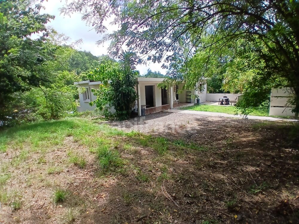 Vente Immeuble SAINTE-LUCE – ENSEMBLE IMMOBILIER 3 LOGEMENTS AVEC FORT POTENTIEL UN BIEN RARE, ET DE BELLES POSSIBILITÉS DE VALORISATION Sainte luce