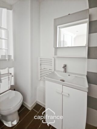  Appartement à louer 1 pièce 19 m²