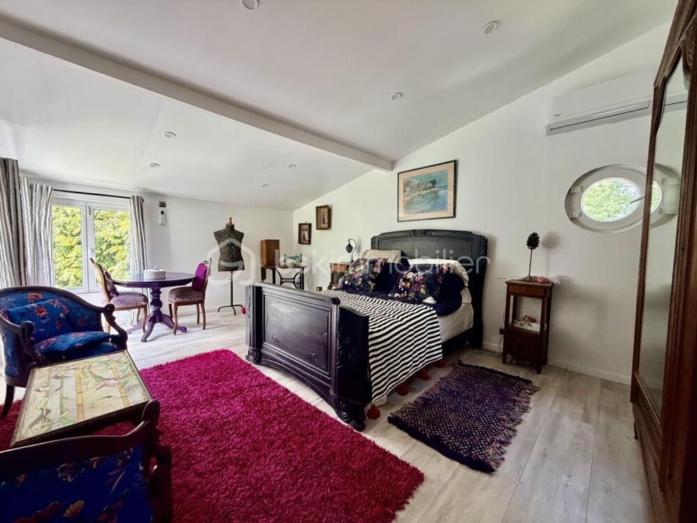à vendre  Propriété/château Magny-les-Hameaux (78114)