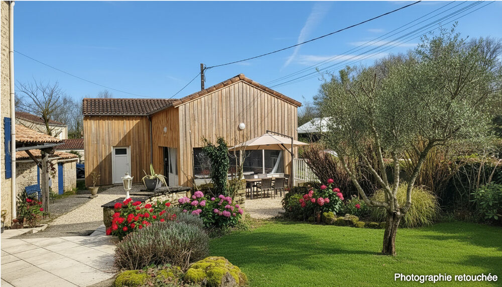 Vente Maison Maison en pierre de caractère avec dépendances  (79260) La Crèche La creche
