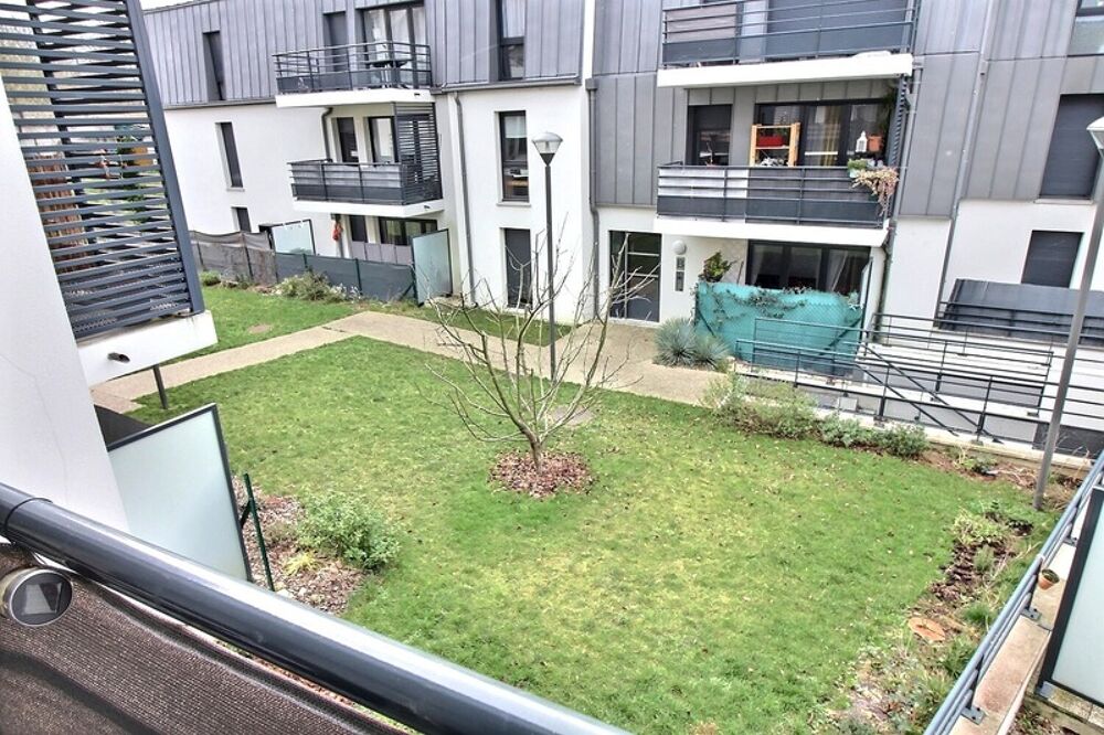 Vente Appartement appartement 3 pices de 2017 avec balcons et parking en sous-sol  vendre  Poissy au prix de 275000 euros Poissy