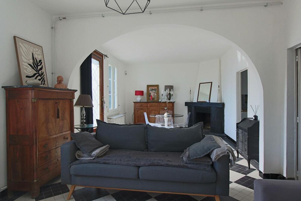 Vente Maison À proximité de Soissons ? Maison de caractère de 214 m², jardin de 605 m², dépendances et vue sur l'Aisne Soissons