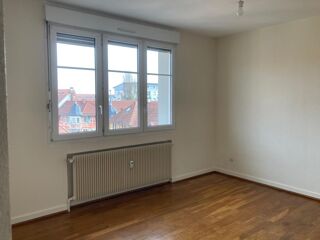  Appartement  louer 3 pices 79 m