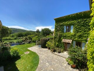  Maison à vendre 11 pièces 330 m²