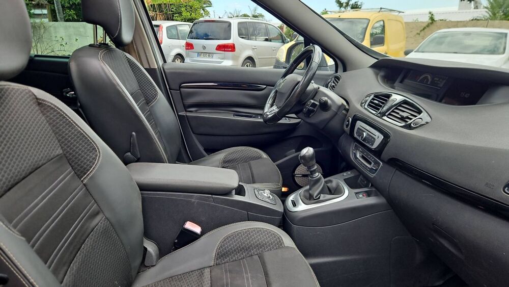 Sc&eacute;nic 1.6 dCi 130 Energy Bose Edition 2016 occasion 97430 Le Tampon
