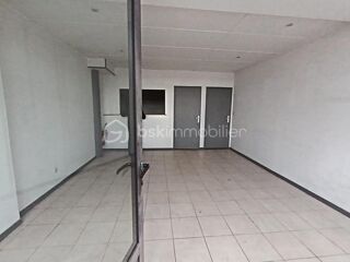  Immeuble  vendre 4 pices 270 m