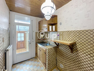  Propri�t�/ch�teau � vendre 8 pi�ces 65 m�