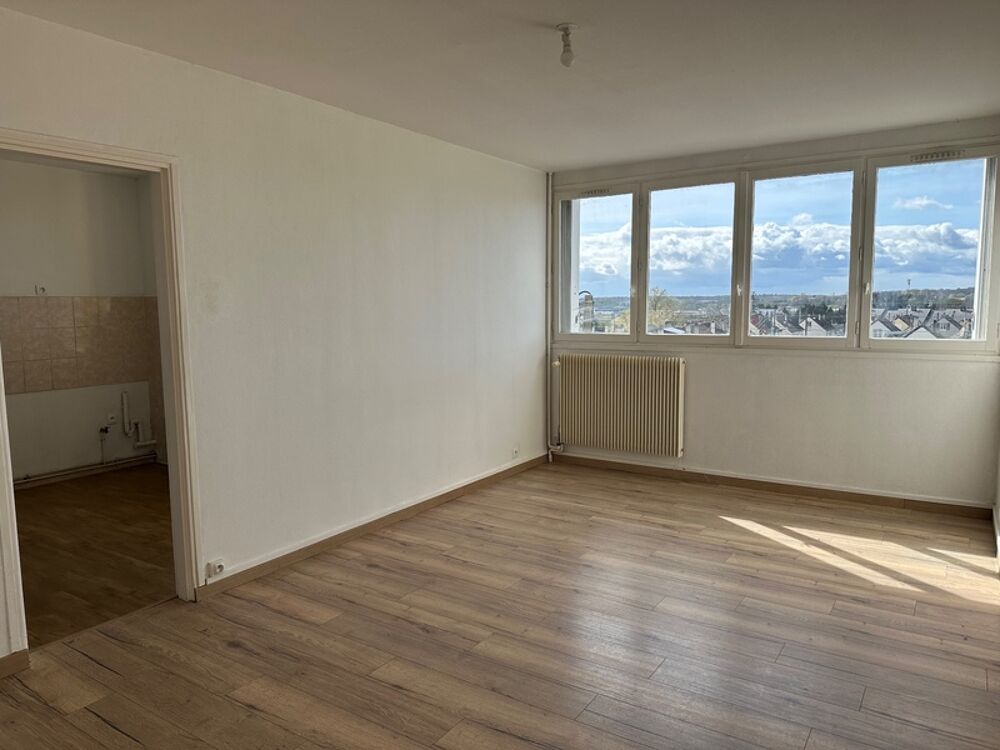 Appartement 3 pièces avec balcon et parking LE MANS (72) quartier cité des Pins/ Parc des exposition