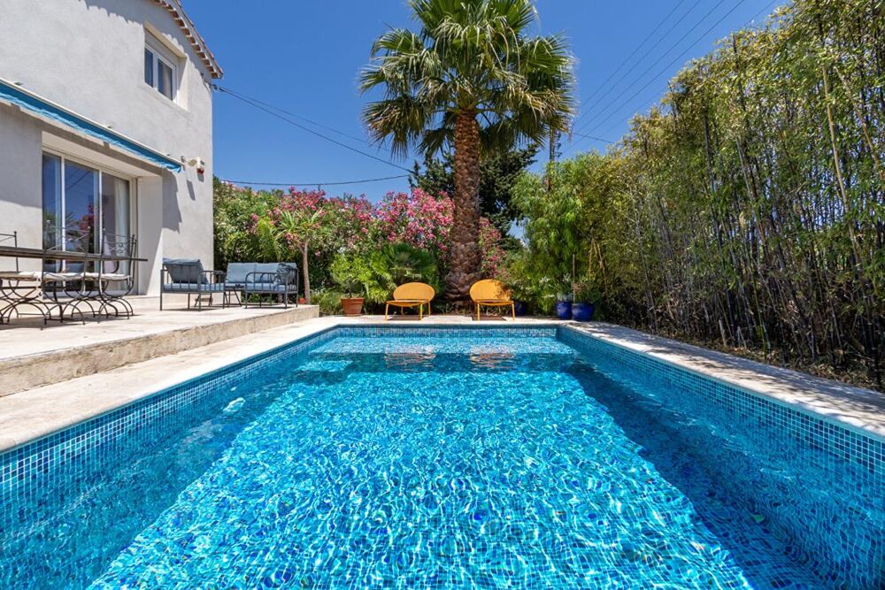 TOULON - LES AMENIERS - MAISON DE CHARME DE 160M2