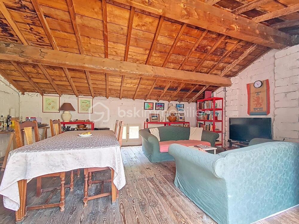 Vente Maison MAISON DE VILLAGE AVEC TERRASSE, 4 CHAMBRES ET DEPENDANCE Olette